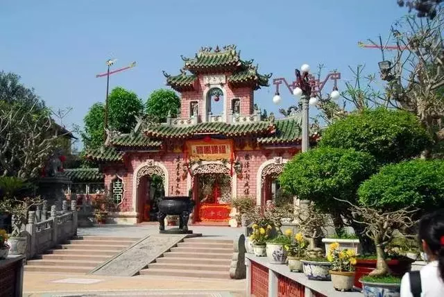 1500公里超長海岸線,月薪3000也能玩轉東南亞夢幻國度!