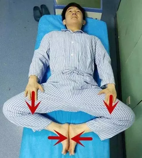 膝蓋疼?做這幾個動作,緩解疼痛超有用!