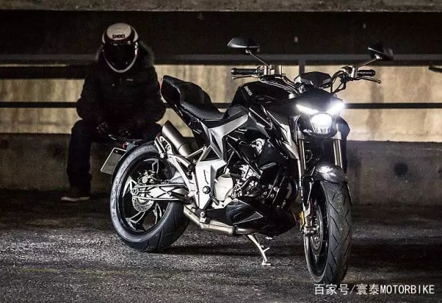 升仕嶄露頭角!外國騎士評測升仕310R街車