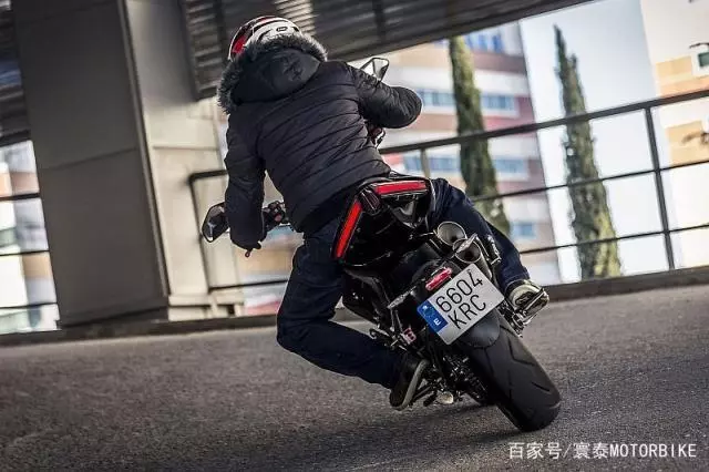 升仕嶄露頭角!外國騎士評測升仕310R街車
