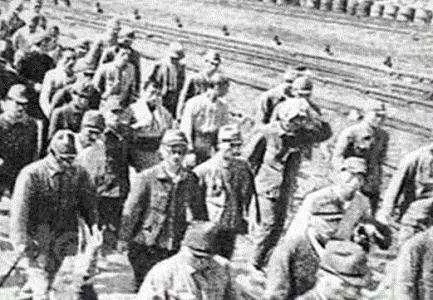 一人殺20萬日本人,日本要他道歉,他說:你們何曾向中國人致歉