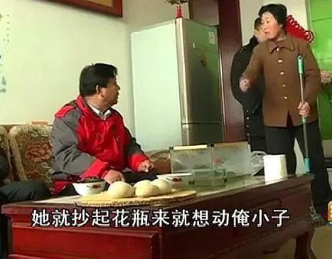 女子生完孩子就被逼回娘家,婆婆不讓進門,丈夫:我殺她的心都有
