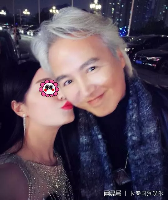 張庭老公與女子的親密合影照流出,稱「對大哥的愛是發自內心的。」