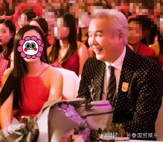 張庭老公與女子的親密合影照流出,稱「對大哥的愛是發自內心的。」