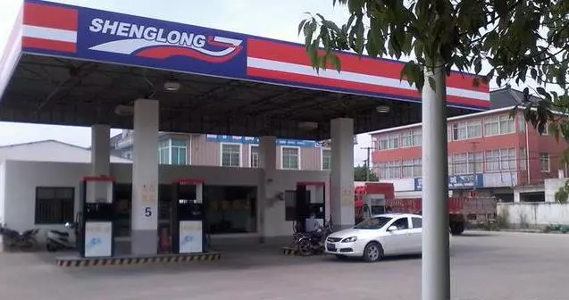 究竟是加滿了省油還是加一半省油?不是加半箱也不是加滿,車商給出了答案