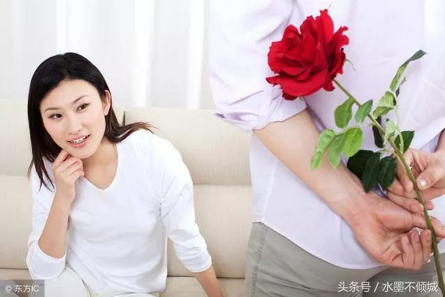 父母離婚,除了姥爺誰都不養我,十八年後,他們都懊悔不已