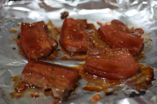 五花肉這樣做簡單好吃,香得讓人心醉,軟嫩多汁,邊吃邊舔筷子