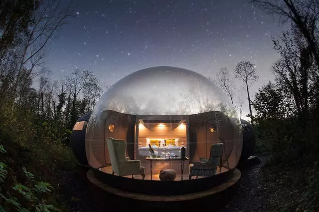樹屋冰屋膠囊屋都比不上這種屋!360°看美景,體驗萬中無一!