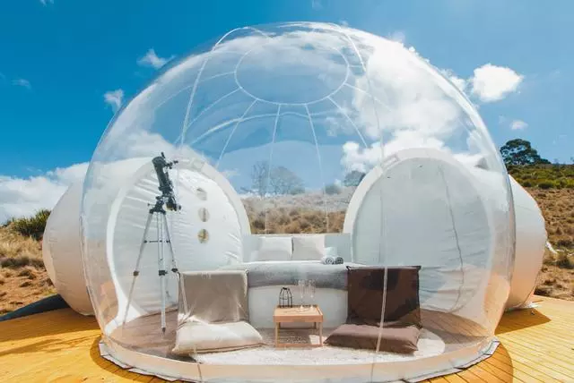 樹屋冰屋膠囊屋都比不上這種屋!360°看美景,體驗萬中無一!