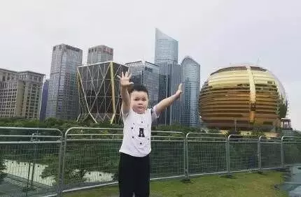 一個動作,通經絡,排毒素!就這麼簡單!實用!有效!
