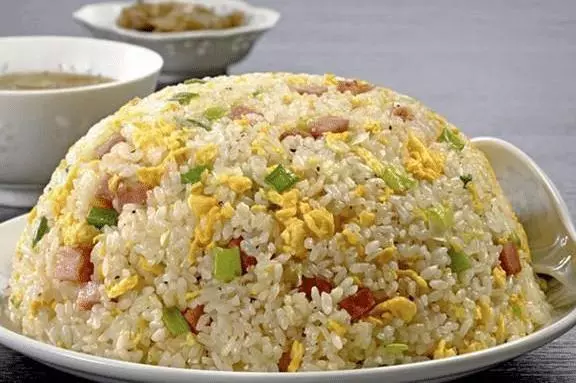 做蛋炒飯時,先炒飯還是先炒蛋?第1步就錯了,難怪沒有飯館的香