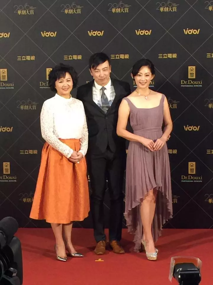 劉瑞琪為「丈夫與前妻生的3子女」放棄生孩子,「無條件母愛」讓她和繼子女感情超親!