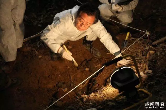五個韓國少年抓青蛙失蹤11年,找到他們後,家長們全崩潰了!