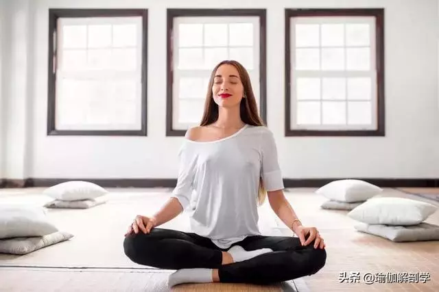 焦慮多?壓力大?7個瑜伽體式減壓凝神!