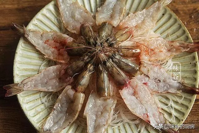 過年吃道蝦,全年笑哈哈!蝦這樣做,簡單美味上檔次,宴客倍有面