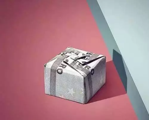 錢是男人的膽,女人的臉,婚姻的根!