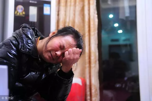 婆婆從鄉下送來特產,兒媳笑臉迎接,出門後,母親就讓兒子離婚
