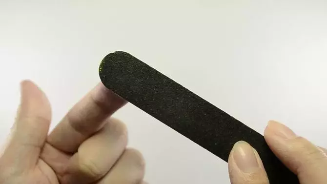 被三秒膠黏到?手都快扯破皮了還是沒扯開...終於有救星了啊 !