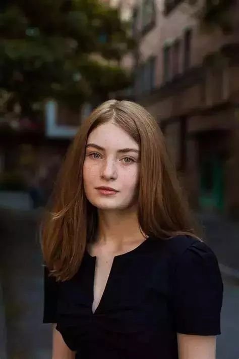 她為了找出「世界最美的女人」走遍50多個國家 北韓正妹直接打破社會對美的定義!