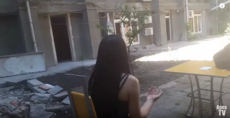 計程車不流行!時空旅人從3812年回來 拍影片求相信:那時大家都搭火箭上班了...