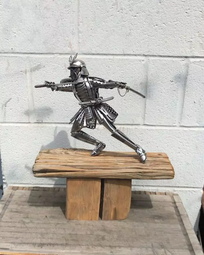 這些藝術品「高檔到脫褲子」 精緻創作的素材都是你看不起的破銅爛鐵!