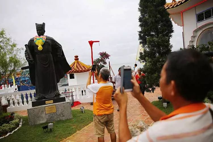 華人一定要知道!去 Penang 別只拍壁畫了,現在大家都去鄭和三保宮!