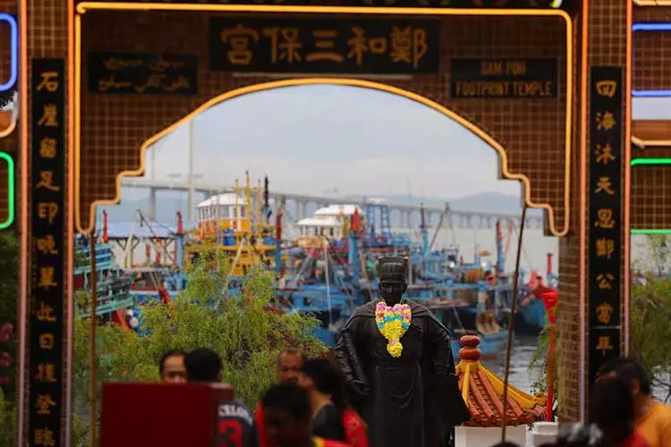 華人一定要知道!去 Penang 別只拍壁畫了,現在大家都去鄭和三保宮!