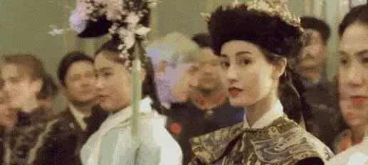錯過420億遺產,48歲李嘉欣「豪門夢碎:嫁有錢人,不如當有錢人!