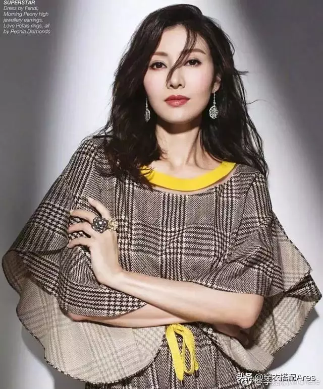 錯過420億遺產,48歲李嘉欣「豪門夢碎:嫁有錢人,不如當有錢人!