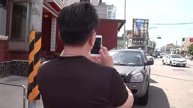 檢舉魔人不能再匿名了 明年起交通違規檢舉採「實名制」全網讚翻!!!