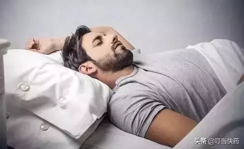 常打呼嚕以為沒什麼?危害比你想像得嚴重!