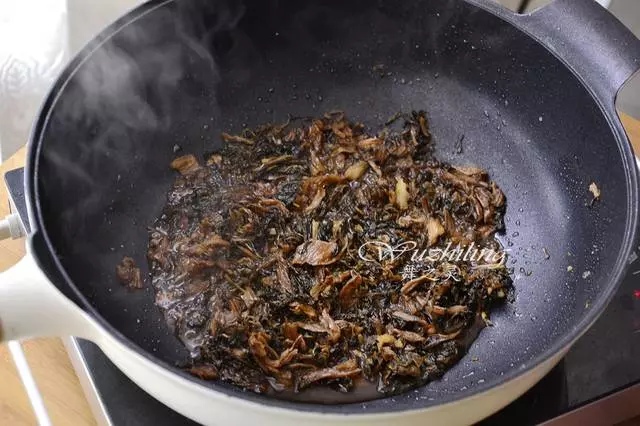 五花肉最好吃的做法,蒸一蒸,湯汁都要舔光了,過年宴客必備菜