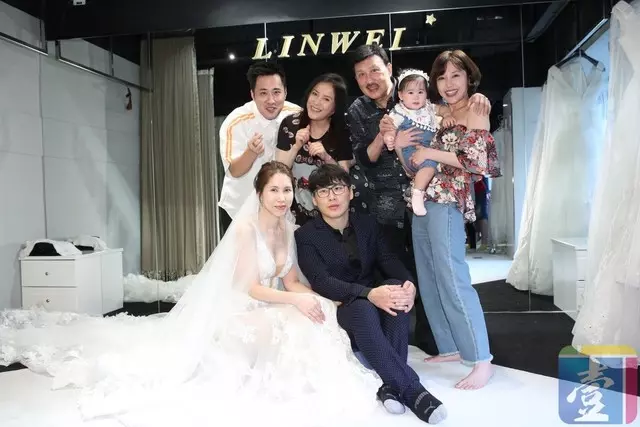 經濟有問題?李亞萍嫁女兒「嫌3600紅包太少」槓上澎恰恰,對方不爽心冷「出面回應了」!