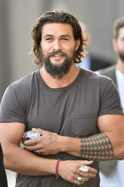8歲就對老婆一見鐘情?關於man爆的《Aquaman》Jason Momoa,你一定要知道的8件事情!