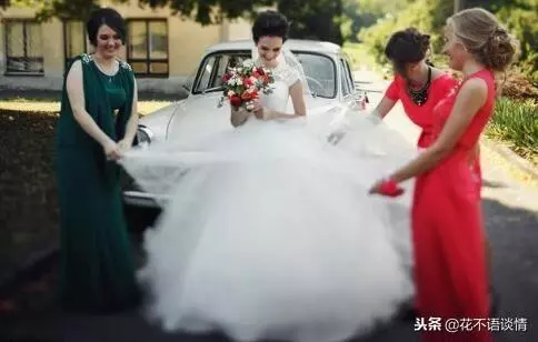 老婆生下孩子後,三天兩頭回娘家,男子悄悄跟著去,紅了眼眶