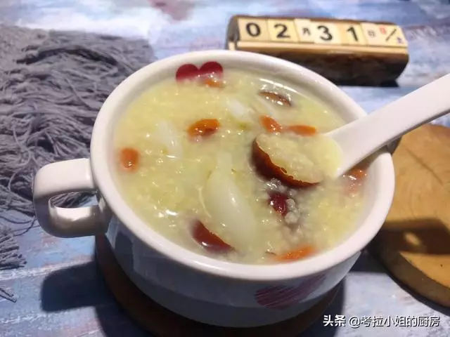 春節將至,各種飯局大魚大肉吃多了,就要喝這碗粥補脾胃,清燥熱