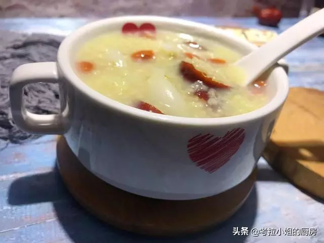 春節將至,各種飯局大魚大肉吃多了,就要喝這碗粥補脾胃,清燥熱