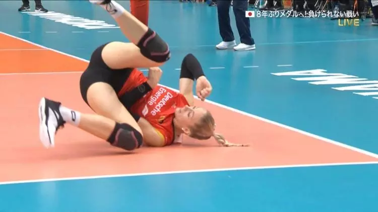 日女排收視率特別好!根本美特輯「狂顫gif」視覺好衝擊…網樂:導播真的很會(多圖)