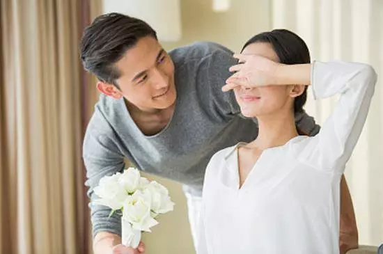 女人最掉價的六種行為 中三個你就不值錢了