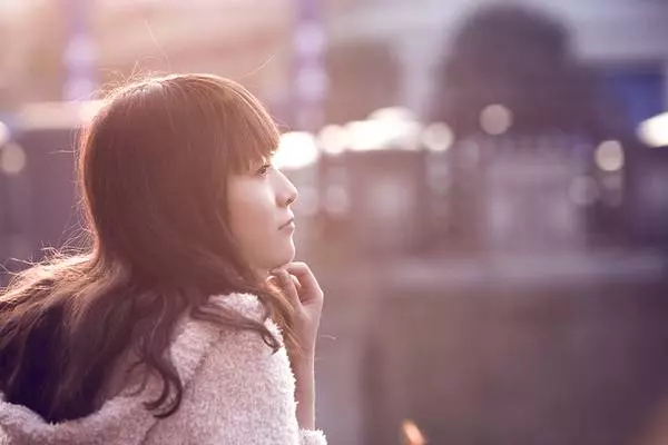 女人最掉價的六種行為 中三個你就不值錢了