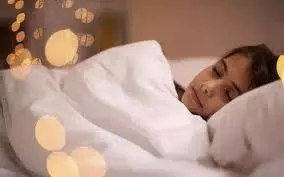 床上像這樣睡覺的人,肝臟多半不好!你中槍了嗎?