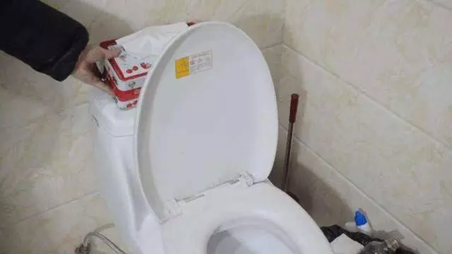 沒想到肥皂用紙包起來這麼厲害,解決了家家戶戶困擾的問題,太神奇了