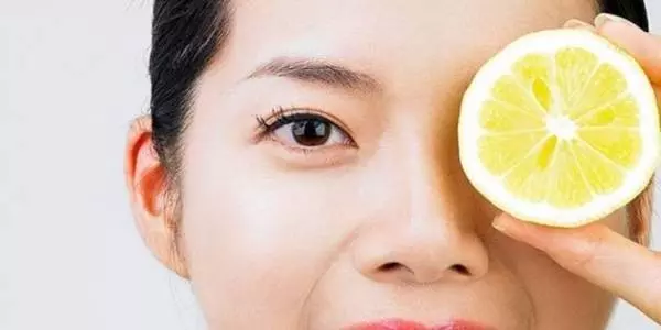 檸 檬 是 女 人 的 寶,可 惜 90% 的 人 都 不 知 道 檸 檬 的 正 確 吃 法