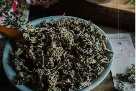 艾姜煮雞蛋,掃淨女性體內「寒性垃圾」80歲奶奶留下的妙方!