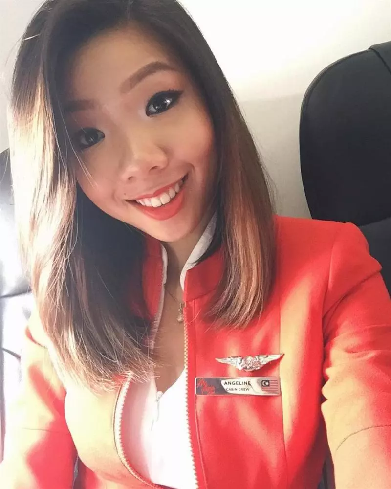 【最新流出】Airasia本土7位空姐私密照外流,我傻眼!原來每一位都好大包米!