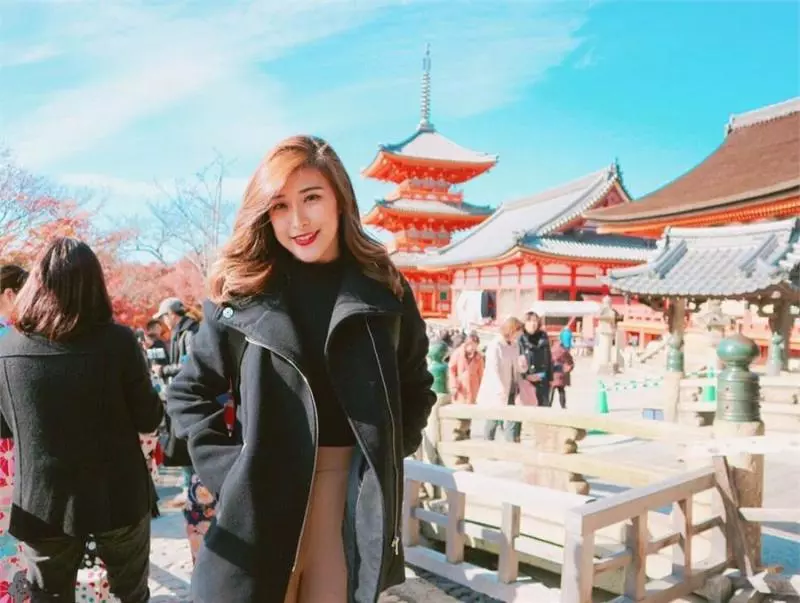 【最新流出】Airasia本土7位空姐私密照外流,我傻眼!原來每一位都好大包米!