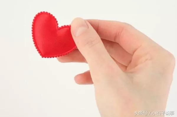 為證明我不是沒人要,我很小就打工掙錢,弟弟一番話讓我淚目