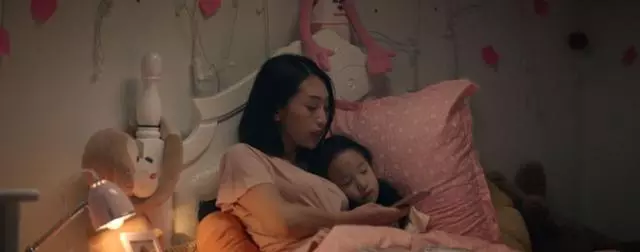孩子對不起,放下工作養不起你,拿起工作陪不了你,看哭了無數人