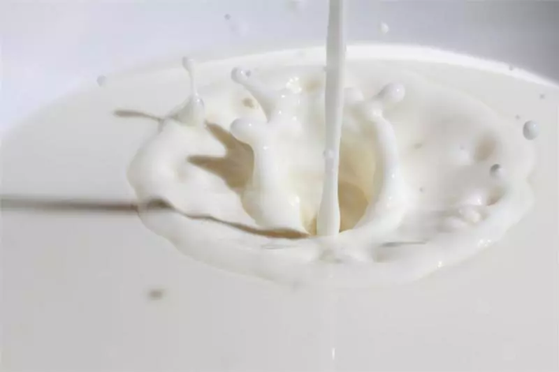 兒科醫生提醒: 寶寶3歲前不要給他吃這十種食物, 不然就是在害他
