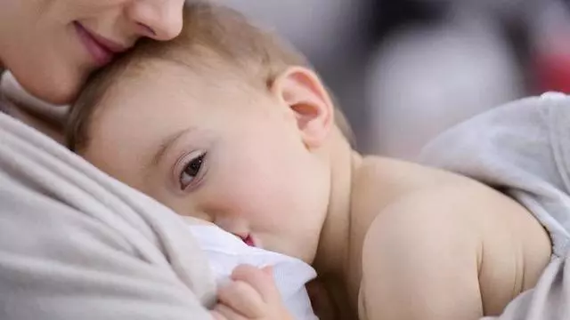 母乳是血液變成的?知道真相後,不得不為寶寶哺乳的媽媽感到偉大